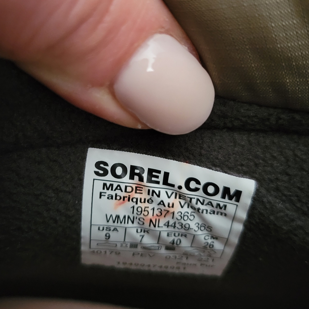 Sorel Waterproof Boots - Picture 5 of 8